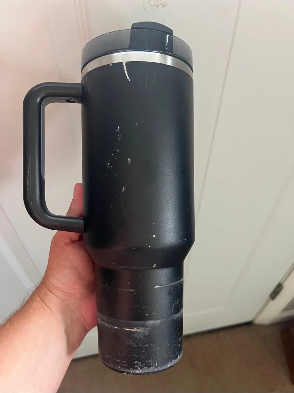 Stanley Matte Black Insulated Travel Mug with Handle - Picture 2 of 5